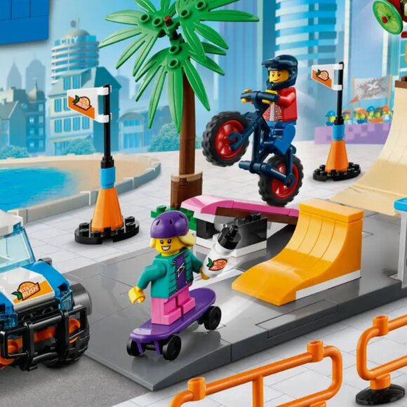 Brand New Lego City Skate Park 60290 Building Kit - Picture 5 of 9